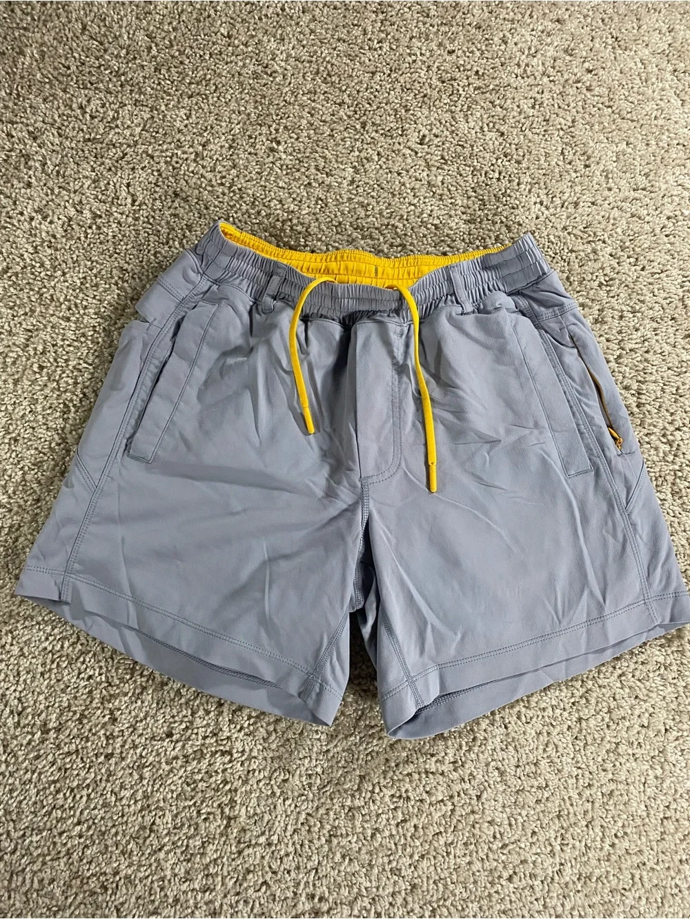 Birddogs Small Forrest Pumps 7” Shorts Light Grey Athletic with Yellow Liner